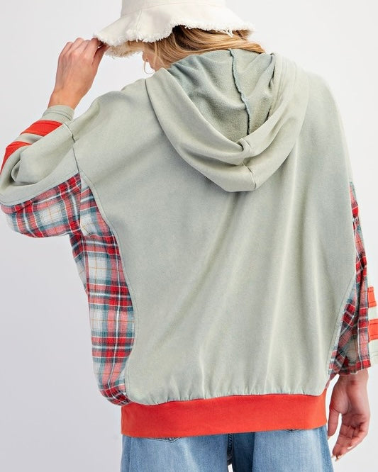 Star Patch Mineral Washed 3/4 Sleeve Hoodie Pullover