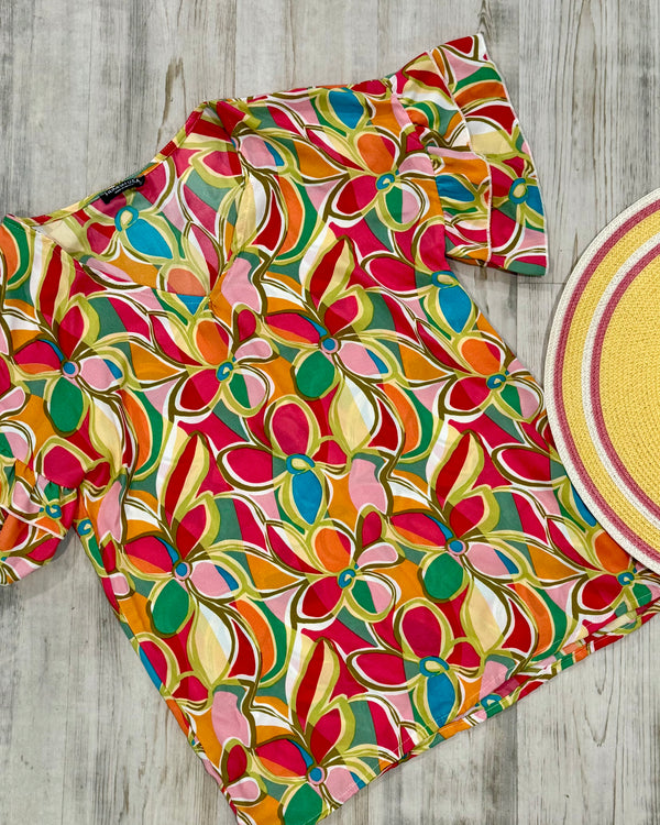 Multicolor Brilliant Red, Pink, Orange & Green Graphic Floral Vneck Ruffle Short Sleeve Top