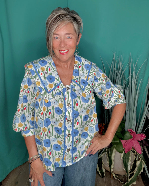 Blue Garden Large Collar Button Down Short Sleeve Top