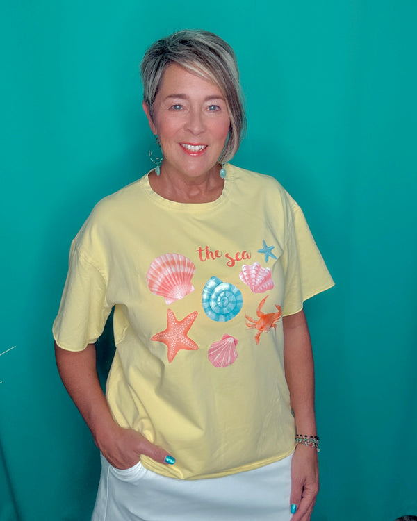 Yellow By the Sea Beach Graphic Short Sleeve Tshirt Top