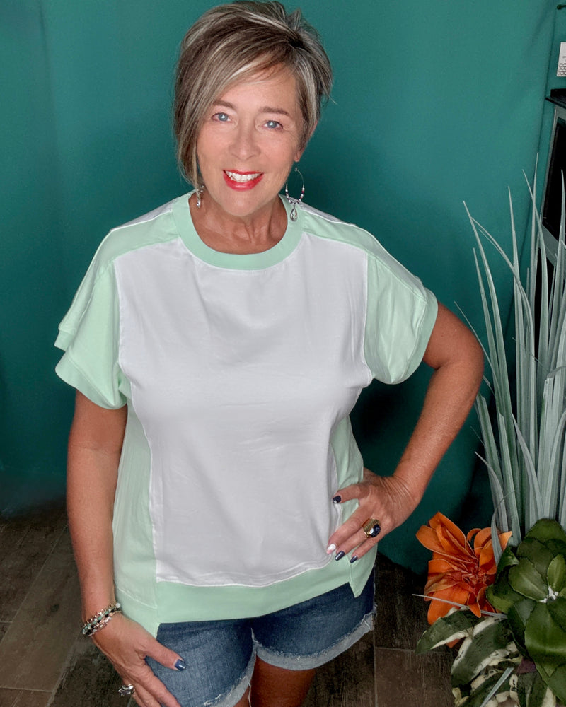 White & Mint Green Block Cotton Short Sleeve Square Uneven Hem Top