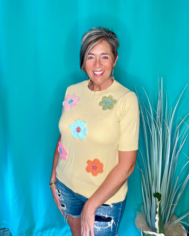 Soft Yellow Short Sleeve Knit Sweater w/Multicolor Embellished Crochet Flower Top