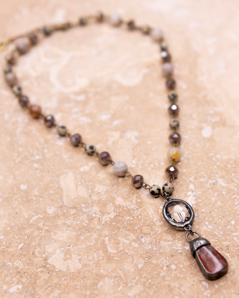 Neutral Tone Beads with Speckled Beads with Brow Pendant Short Necklace