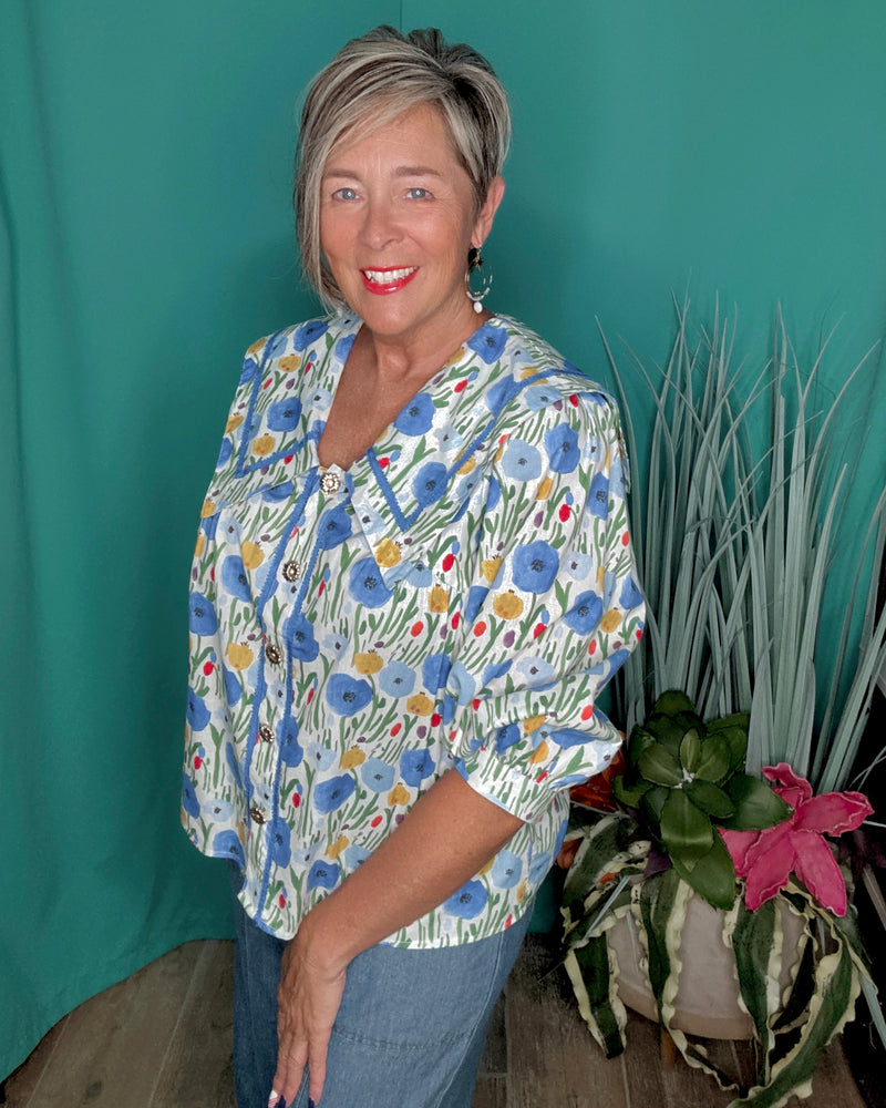 Blue Garden Large Collar Button Down Short Sleeve Top