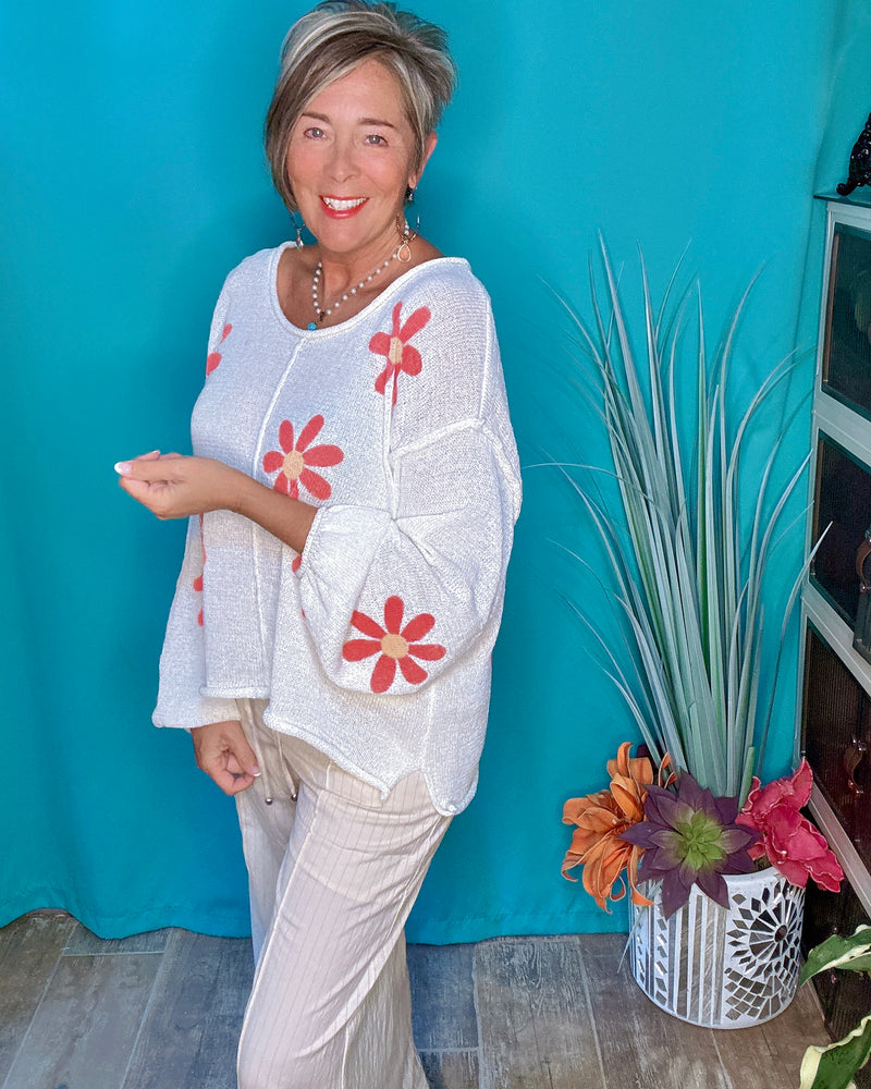 White w/Pink Flower Light Knit Round Neck Long Sleeve Sweater Top