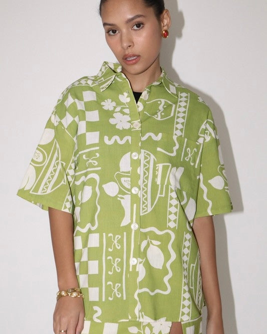 Green & White Abstract Print Short Sleeve Button Down Top