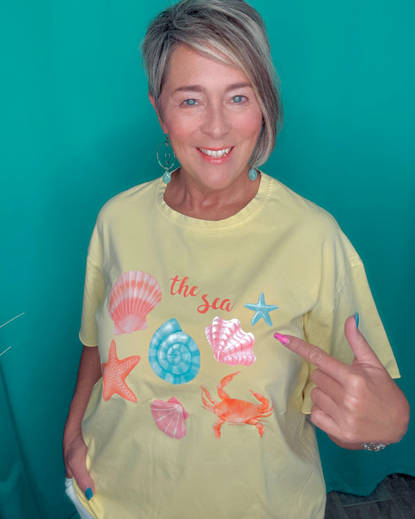 Yellow By the Sea Beach Graphic Short Sleeve Tshirt Top