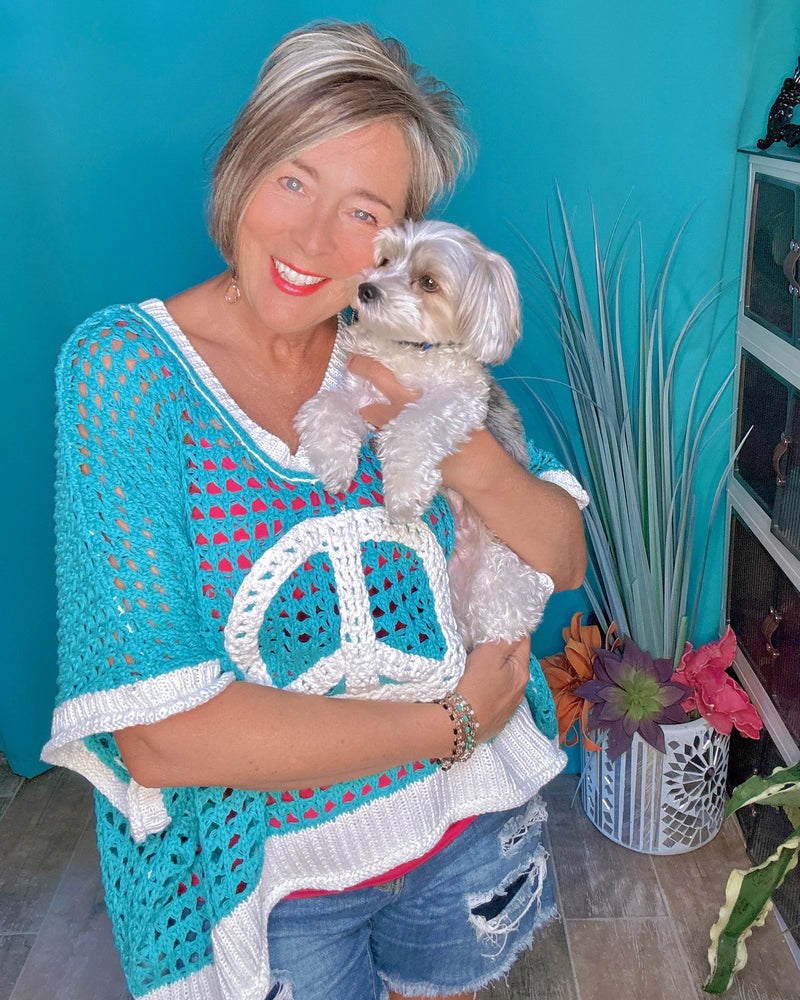 Turquoise & White Peace Short Sleeve Hollow Out Top