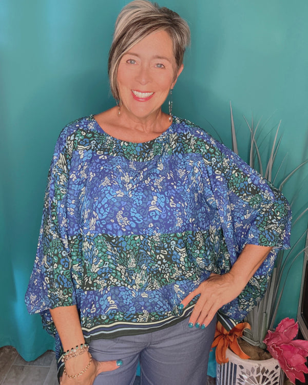Blue & Green Abstract Animal Print Kimono Sleeve Round Neck Top