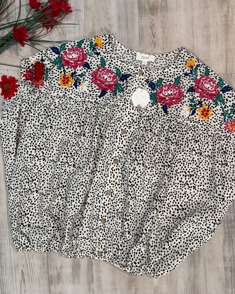 Cream & Black Cheetah Animal Print w/Floral Embroidery Short Sleeve Top