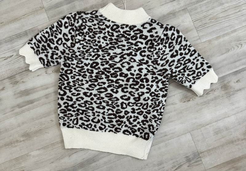 Brown & Cream Leopard Print Short Scallop Sleeve Sweater Knit Top