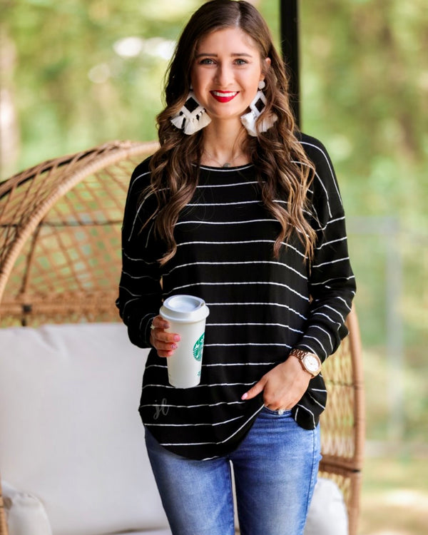 Black w/White Striped Lightweight Long Sleeve Sweater Knit Top