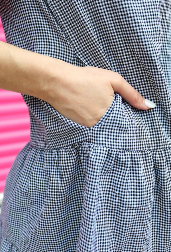 Black & White Class Gingham Long Sleeve Swing Button Front Collar Dress
