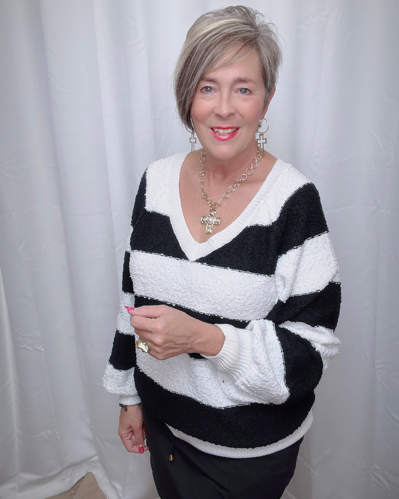 Black & White Bold Varsity Stripe Long Sleeve VNeck Sweater Top