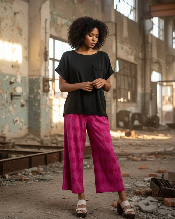 Plus Size Black Linen Blend Round Neck Frayed Edge Short Cap Sleeve Top