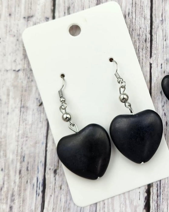 Black or White Heart Shaped Faux Stone Dangle Earrings
