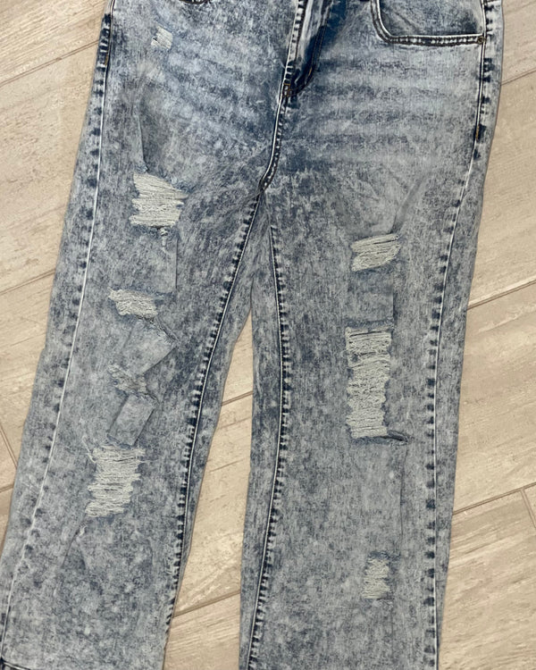 Light Wash Ripped Boyfriend Cut Distress Destroyed Jeans
